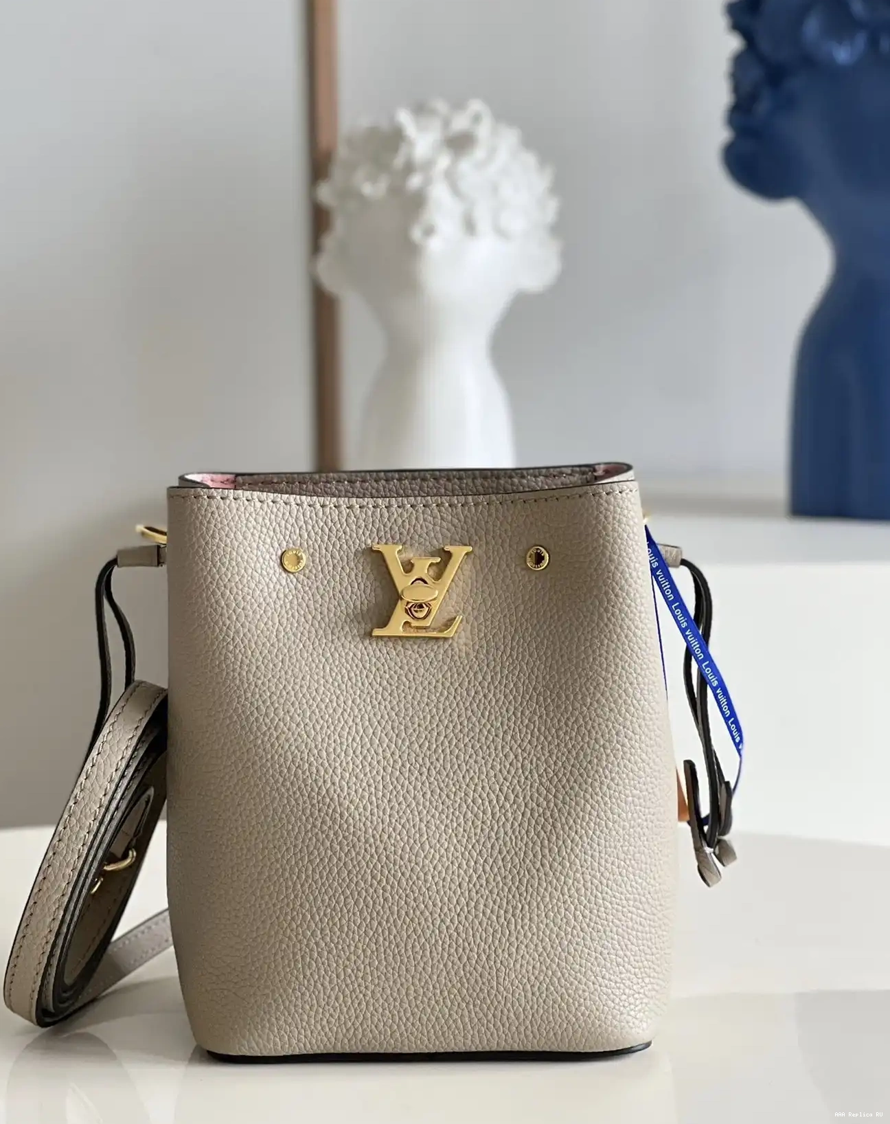 Aaa replica bags NANO VUITTON LOCKME BUCKET LOUIS 0630